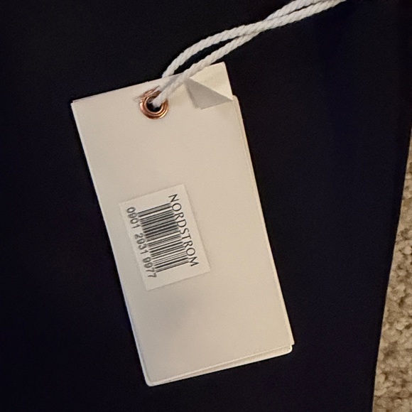 Good American Classic Black Top - Picture 5 of 6